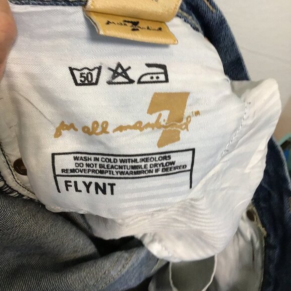 7 For All Mankind Flynt Jeans with Rhinestone Pockets and Raw Hem Size 30 - Picture 9 of 13
